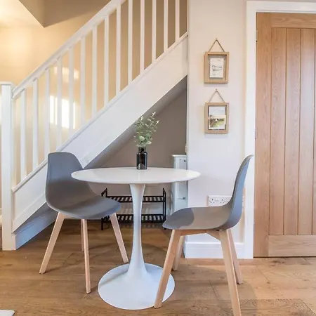 Luxurious Newly Built Cottage In Central Wivenhoe Exterior photo